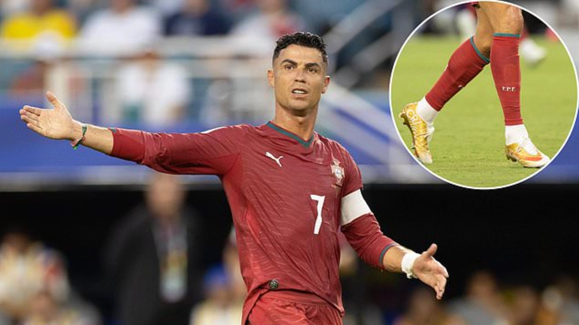 Ronaldo bỏ giày phiên bản giới hạn giữa trận hòa Colombia