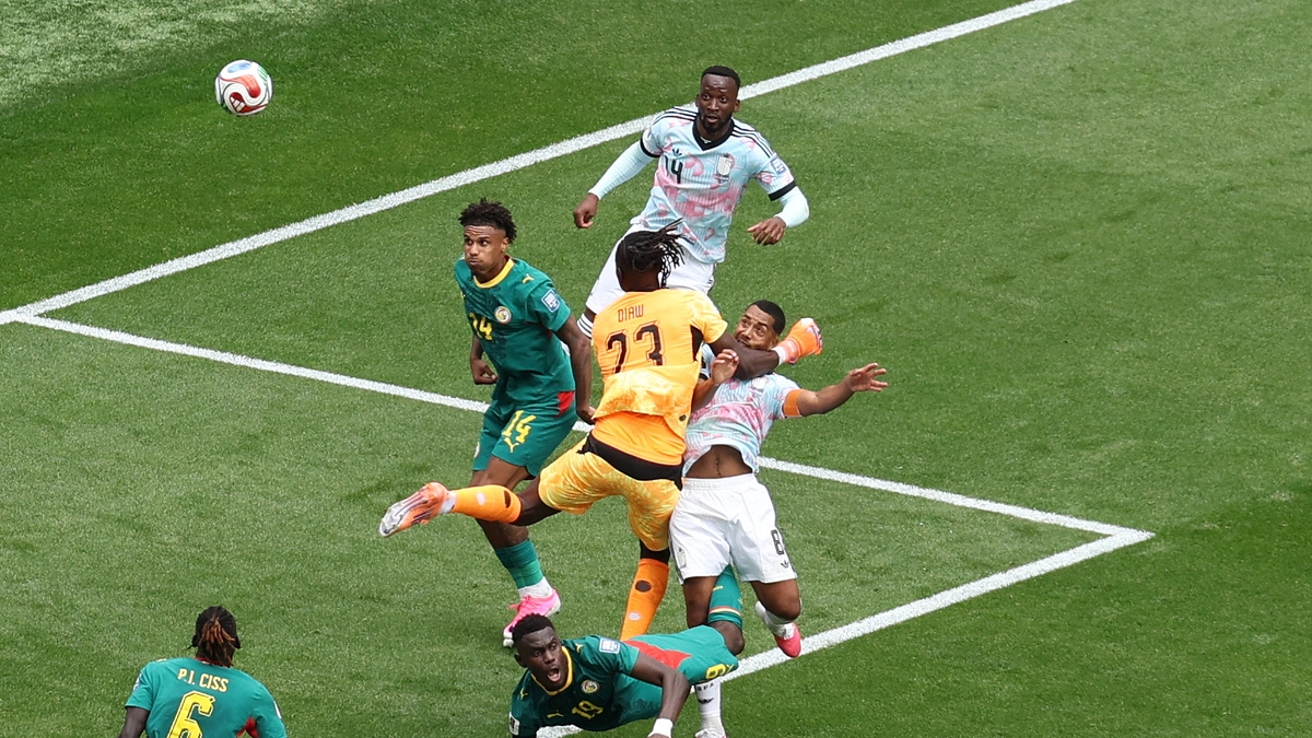 Bỉ thắng ngược Senegal dù bị dẫn hai bàn ở World Cup