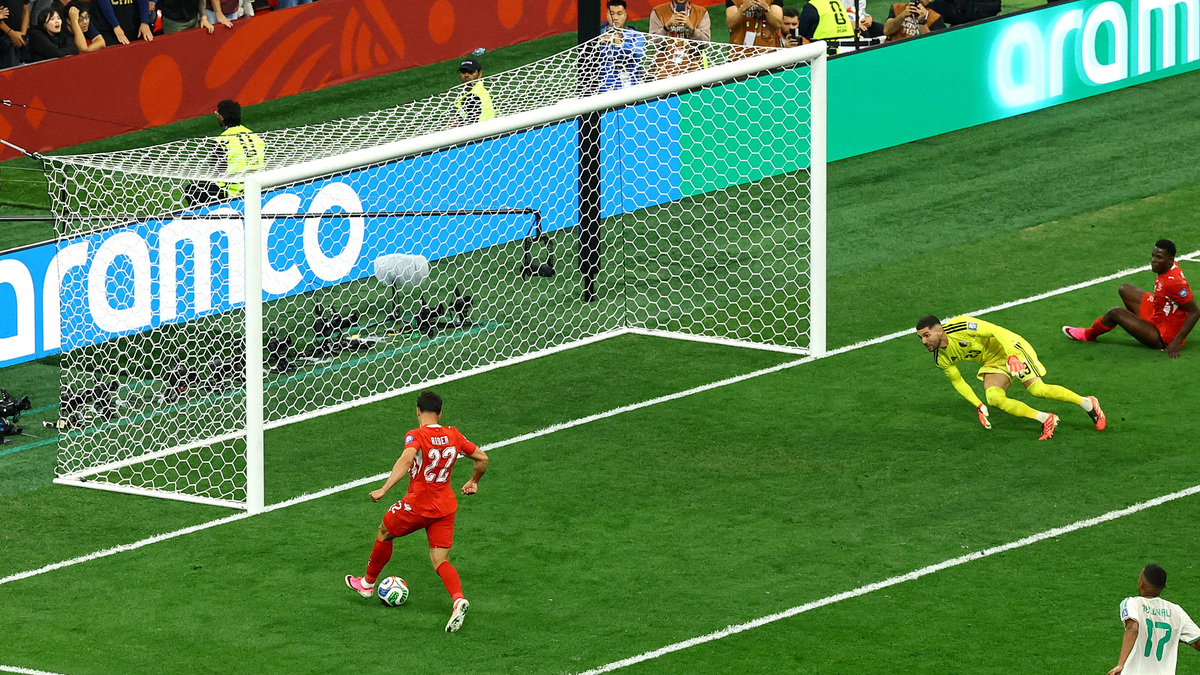 Tiền vệ Thụy Sĩ có 'pha bỏ lỡ khó tin nhất World Cup 2026'