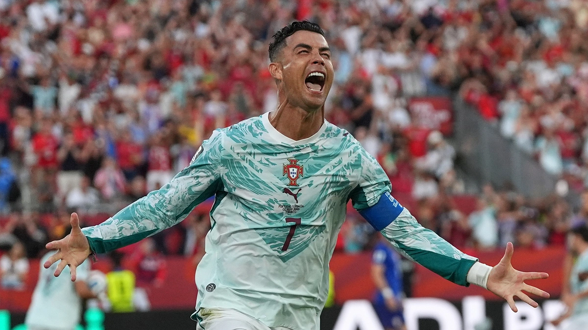 Tranh cãi việc Ronaldo nhận giải hay nhất trận thắng Croatia