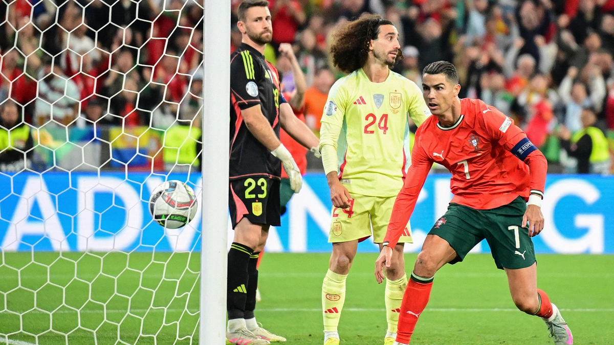 Thủ môn Tây Ban Nha: 'Phải ngăn Ronaldo vào cấm địa bằng mọi giá'