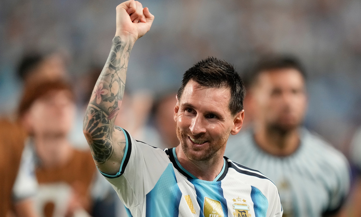 Argentina - Ai Cập: Messi, Salah đá chính