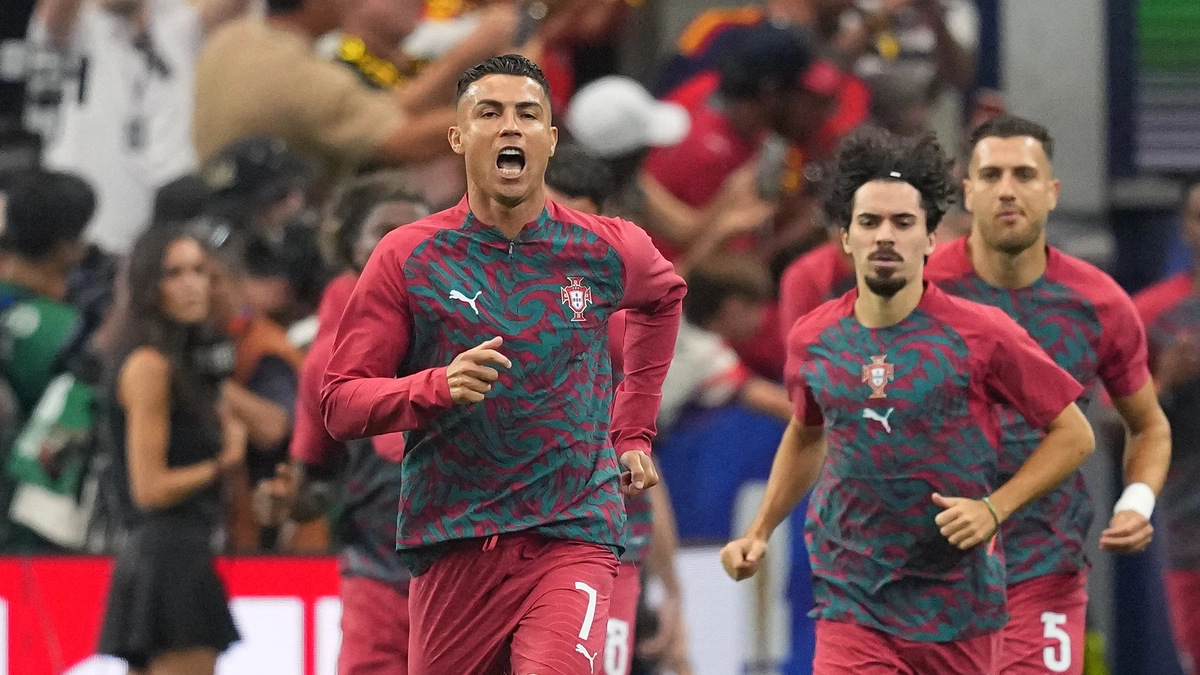 Bồ Đào Nha - Tây Ban Nha: Ronaldo, Yamal khởi động