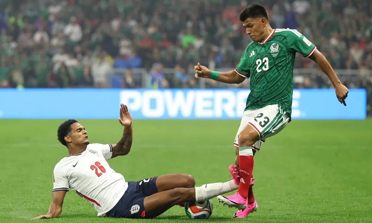Hậu vệ tuyển Anh bị treo giò hết bán kết World Cup 2026