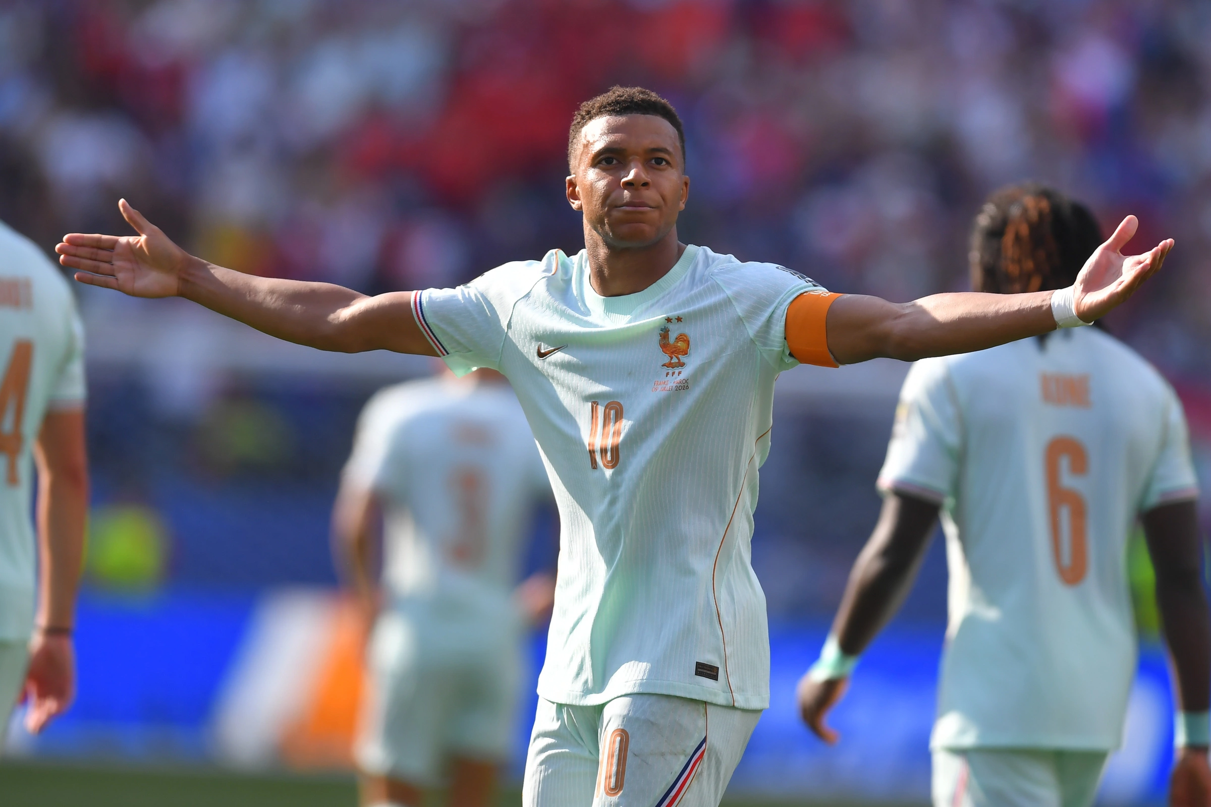 Mbappe phá thêm kỷ lục, vượt Messi ở cuộc đua Vua phá lưới 1 Mbappe phá thêm kỷ lục World Cup - Báo VnExpress Thể thao