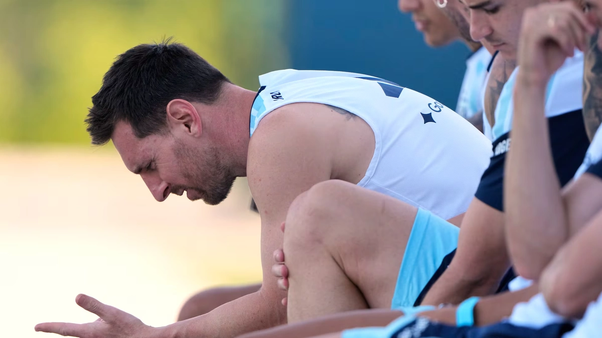 Messi kiếm tìm kỷ lục 'trường thọ' trong lịch sử World Cup