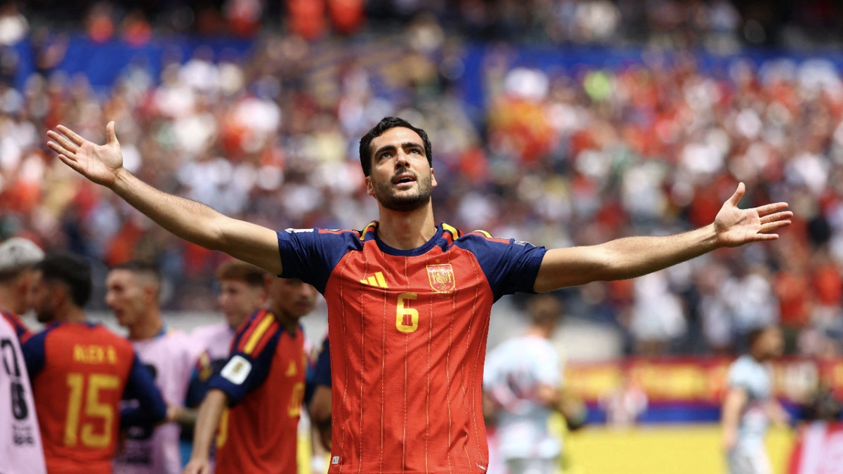 Mikel Merino - người chuyên đóng cảnh kết ở đội tuyển Tây Ban Nha
