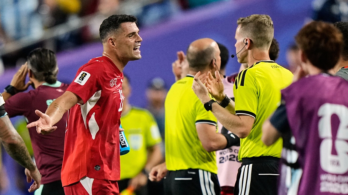 Đội trưởng Thụy Sĩ: 'Trọng tài phá hỏng trận đấu với Argentina'