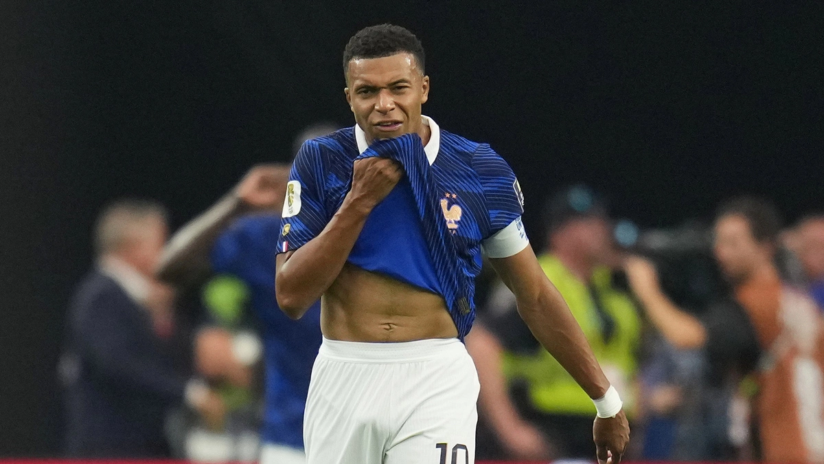 Mbappe chơi tệ thế nào trước Tây Ban Nha?