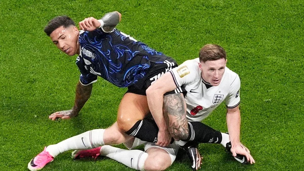 Báo Anh liệt kê 31 chiêu trò của Argentina ở bán kết World Cup