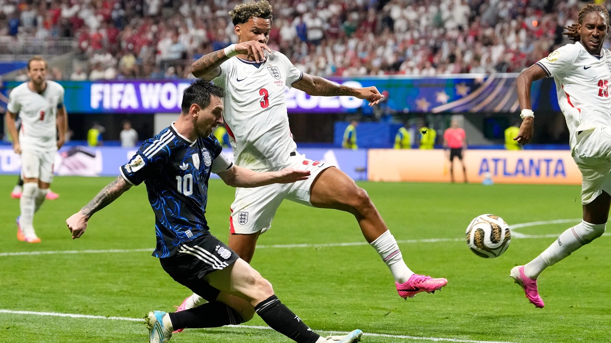 Messi: 'Argentina cảm nhận được Anh ngừng chơi bóng'