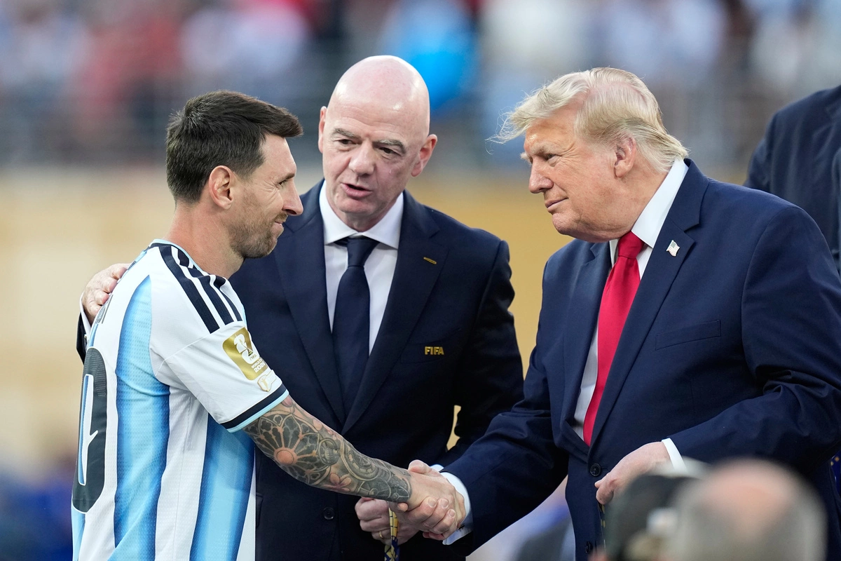 Lionel Messi (Argentina, Inter Miami) Lionel Messi trên sân đấu