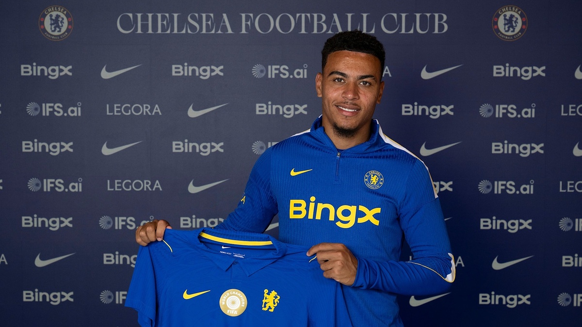 Chelsea công bố cầu thủ người Anh đắt giá nhất lịch sử