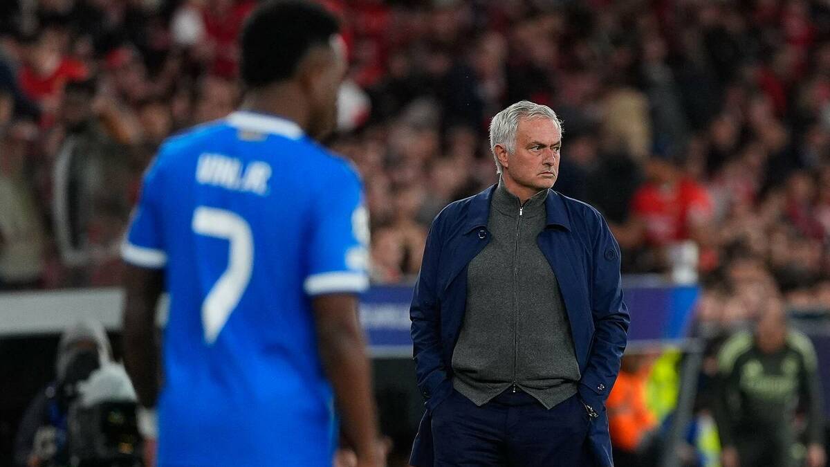 Real bước vào kỷ nguyên thứ hai của Mourinho