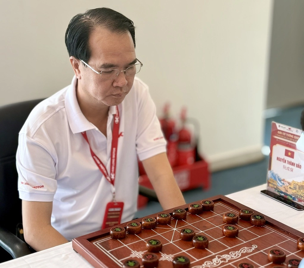 グエン・タイン・バオ選手が、2,026年7月28日にダナンで行われた大会の対局に臨んでいます。