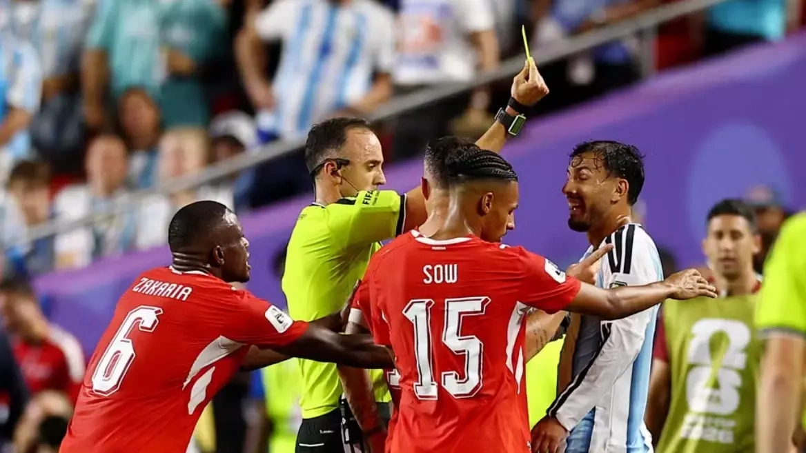 IFAB: 'VAR xử lý sai trong trận Argentina thắng Thụy Sĩ'