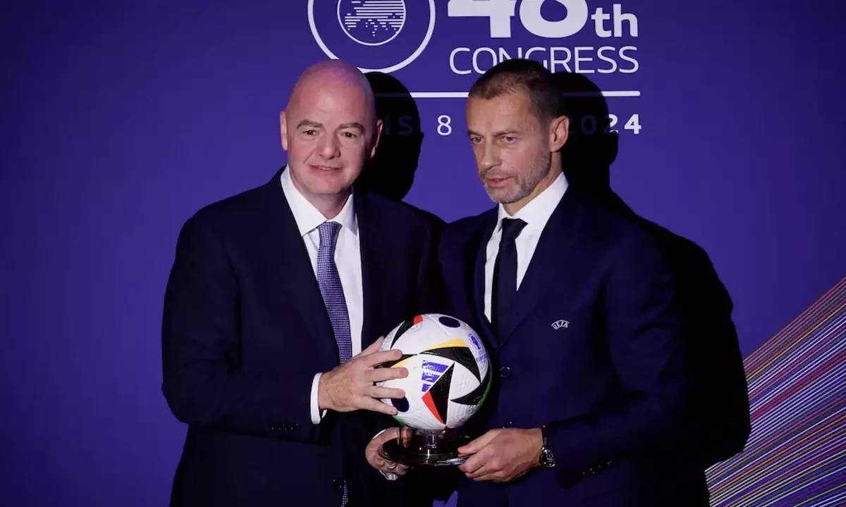 FIFA phản bác chiến dịch 'hạ uy tín' Chủ tịch Infantino