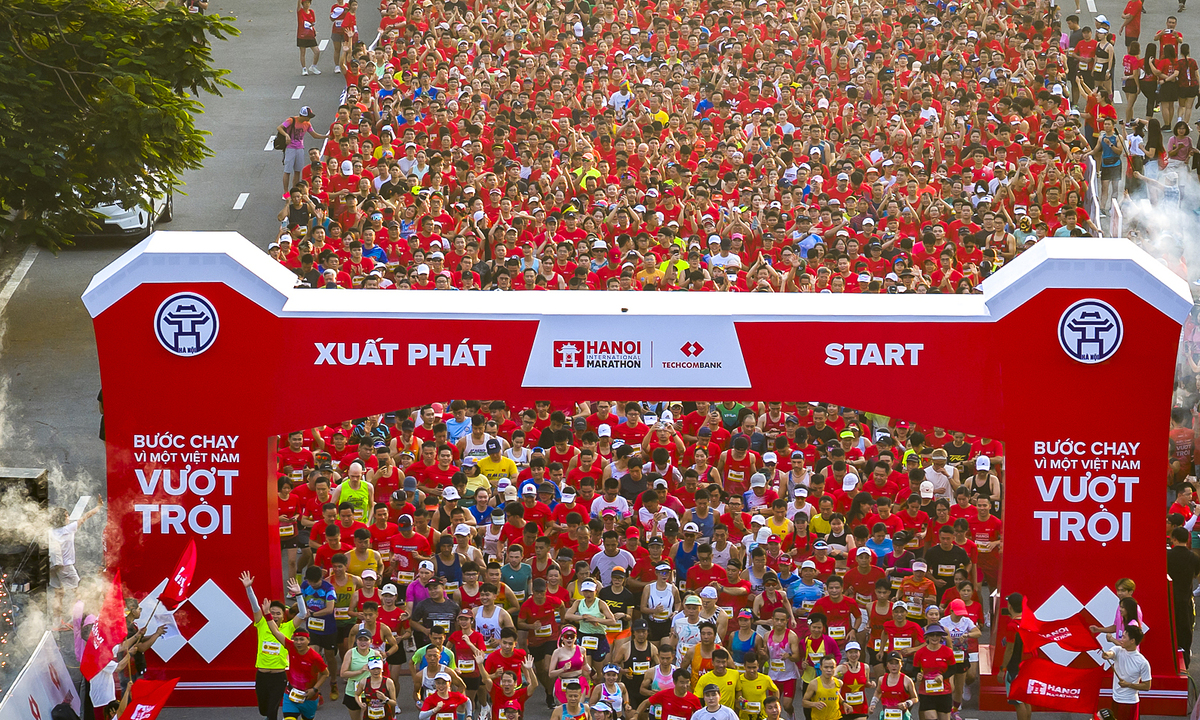 Khởi động giải chạy Marathon Quốc tế Hà Nội Techcombank mùa thứ 5