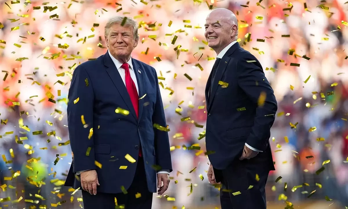Ông Trump cảnh báo FIFA không nên hạ bệ Infantino