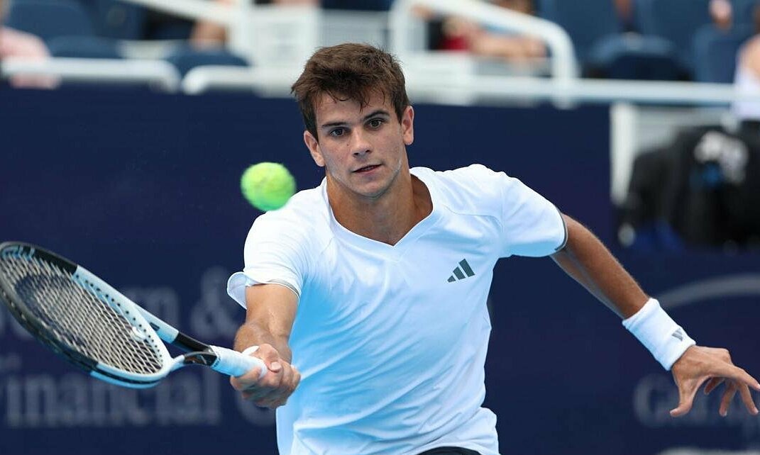 Jodar và 'nghệ thuật hắc ám' ở ATP