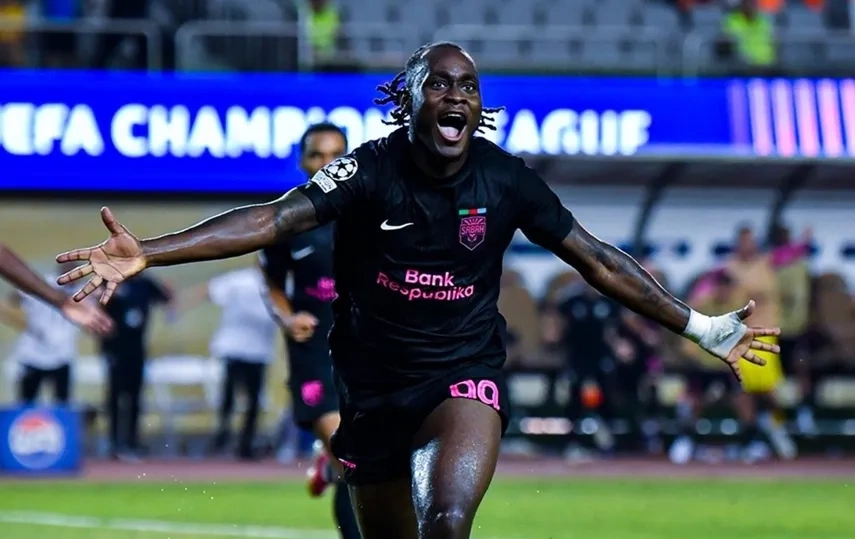 Joy-Lance Mickels ăn mừng sau bàn thắng trong trận Sabah – Partizan Belgrade ở lượt đi vòng loại thứ ba Europa Conference League mùa 2023-2024 Joy-Lance Mickels ăn mừng bàn thắng