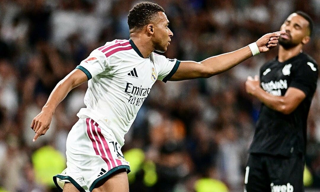 Mbappe lập hat-trick mừng ngày Mourinho trở lại Bernabeu