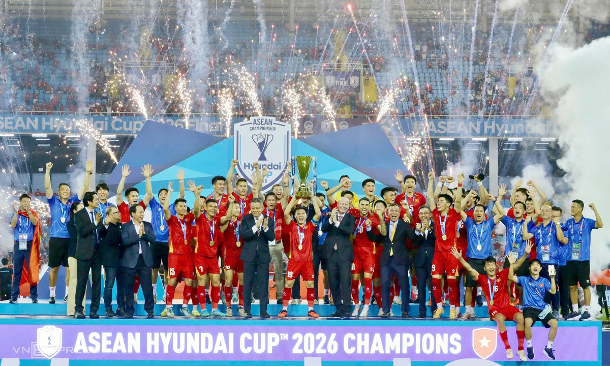 Việt Nam xô đổ loạt cột mốc ASEAN Cup