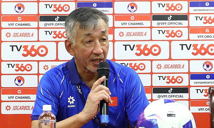 HLV U20 Việt Nam: 'Xuống hạng là điều đáng tiếc'