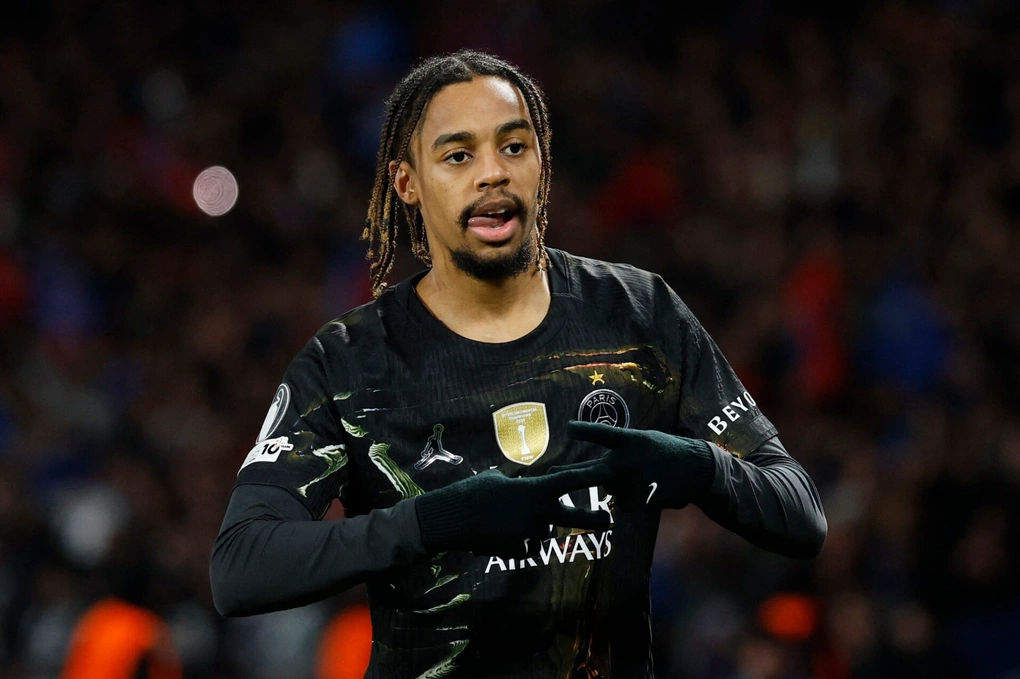 Bradley Barcola được Liverpool mang về với giá 145 triệu USD hè này. Trong ảnh là khoảnh khắc anh ăn mừng sau khi ghi bàn cho PSG, trong trận thắng Chelsea ở vòng 1/8 Champions League trên sân Parc des Princes, Paris, Pháp ngày 11/3/2026. Ảnh: Reuters
