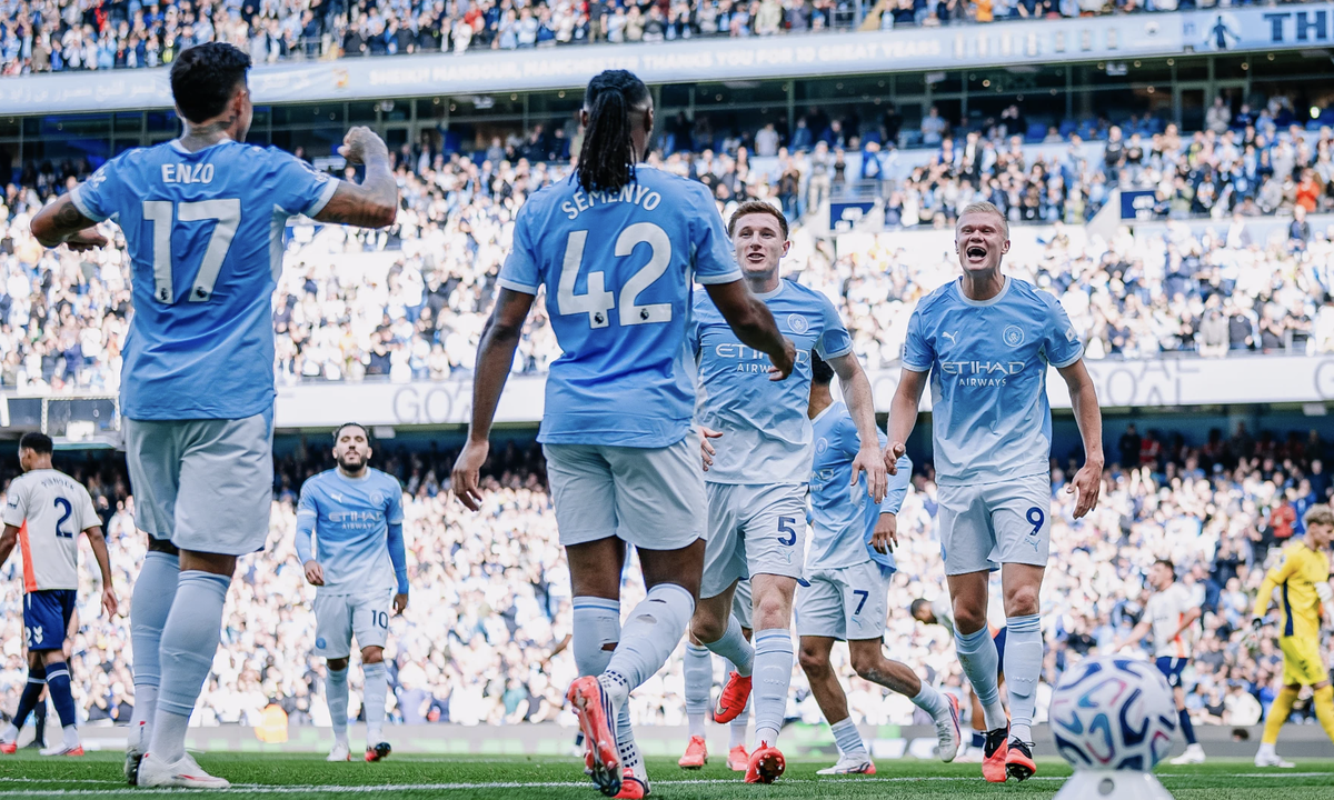 Haaland: 'Tôi khiến Man City gặp khó trước Coventry'