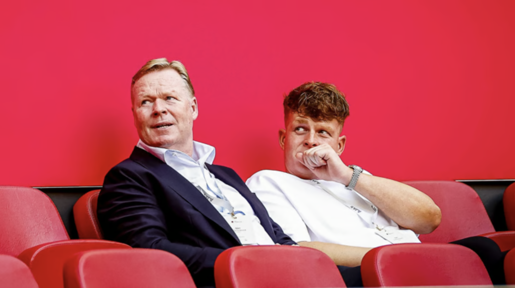 Ronald Koeman Jr và bố Ronald Koeman. Ảnh: Imago