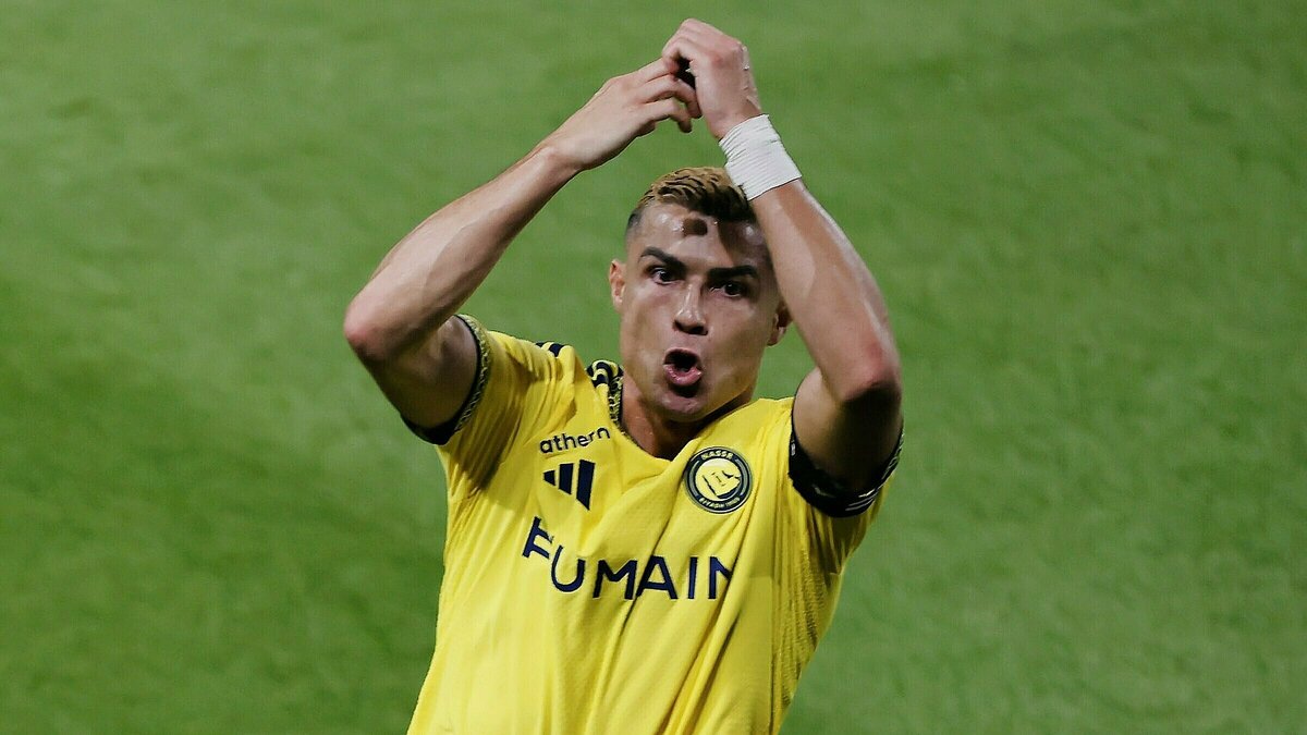 Ronaldo tỏa sáng giúp Al Nassr tìm lại mạch thắng