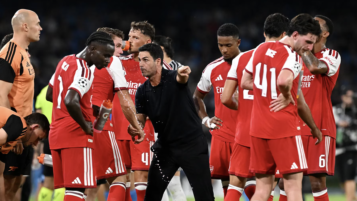 Arteta chủ động tạo nghịch cảnh để rèn Arsenal