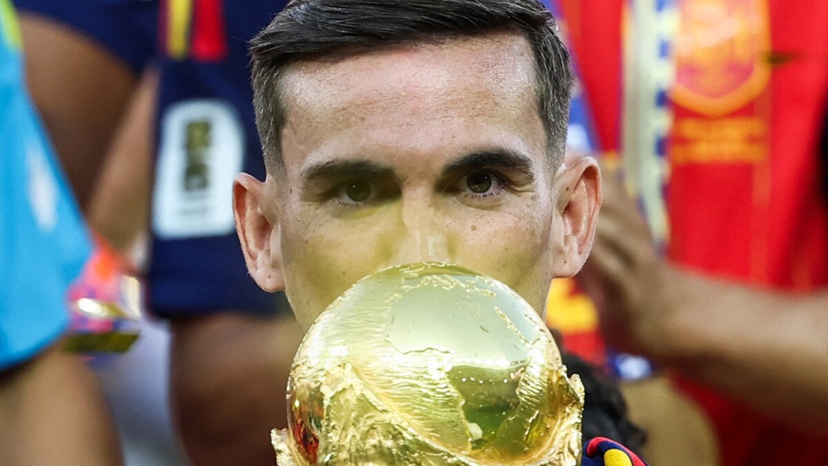 Fabian Ruiz tự tin vào vị thế danh hiệu trong cuộc đua Quả Bóng Vàng