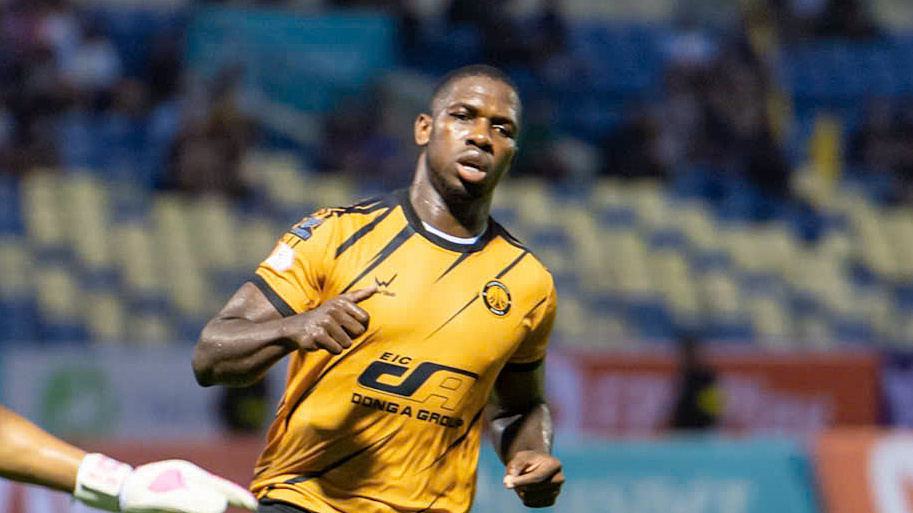 FIFA yêu cầu Thanh Hóa đền bù hơn 300.000 USD cho Rimario