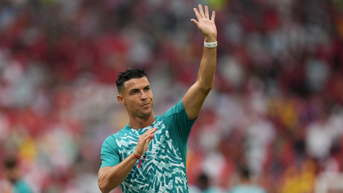 Ronaldo được gọi lên đội tuyển 24 mùa giải liên tiếp
