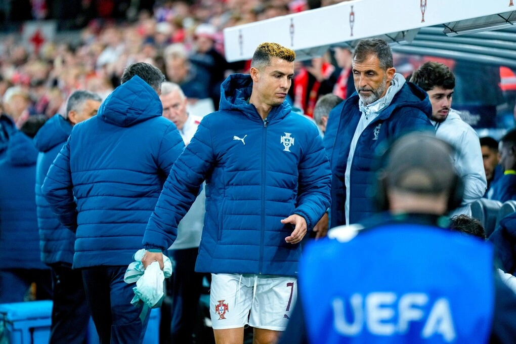 Ronaldo rời đội tuyển Bồ Đào Nha