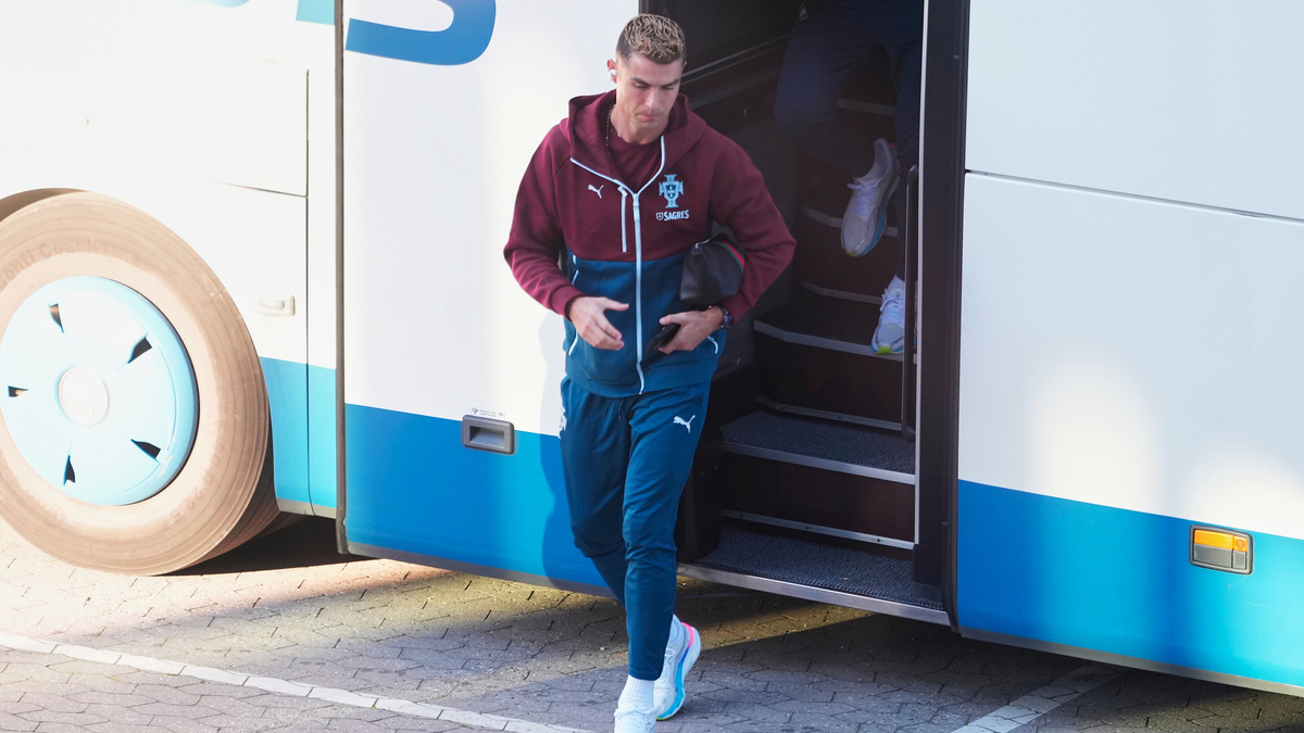 Ronaldo rời đội tuyển Bồ Đào Nha