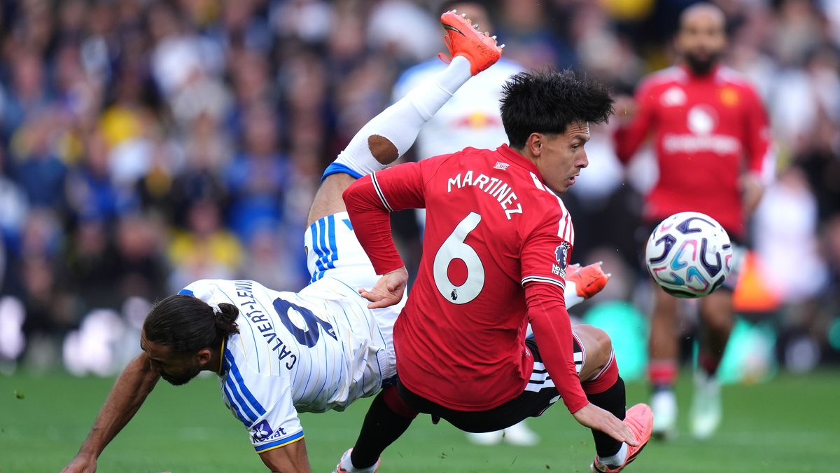 Man Utd hòa Leeds 1-1: Chuỗi không thắng tại Ngoại hạng Anh chạm mốc 5 trận